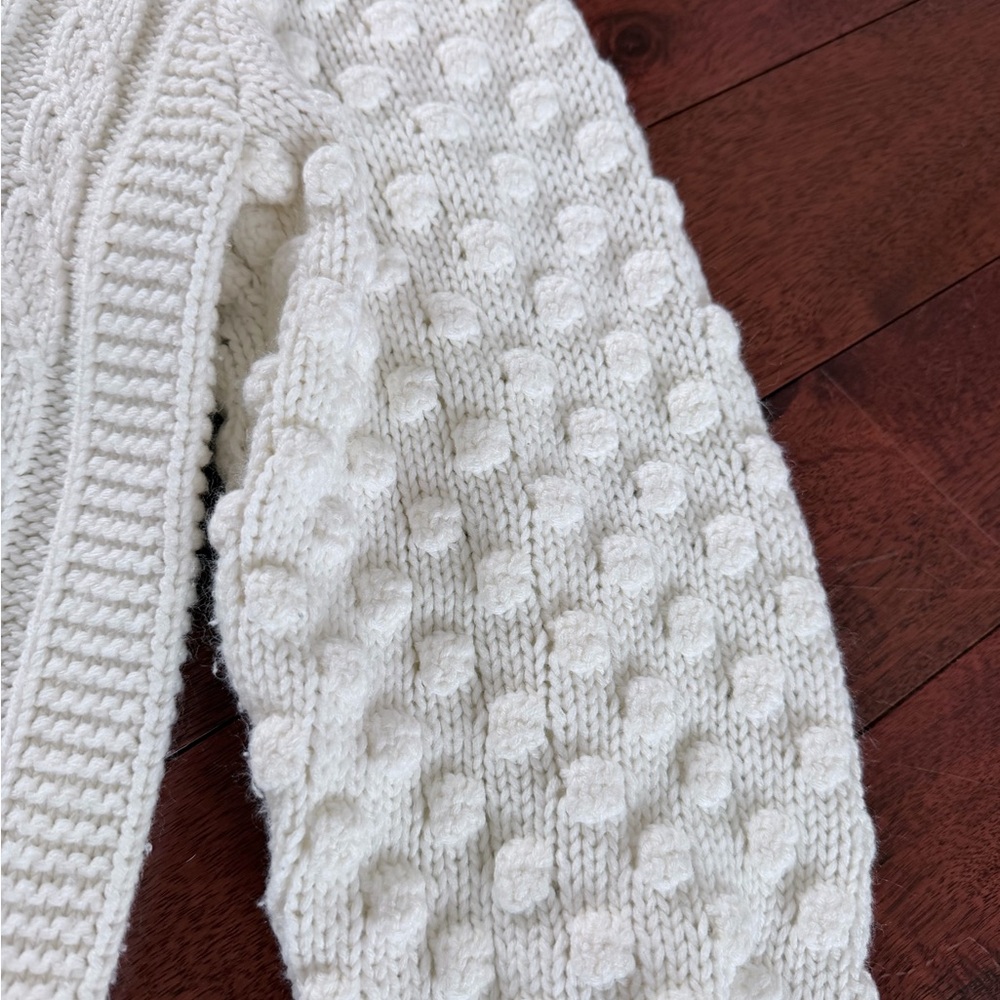 EVEREVE Cable Knit Sweater - Cream crewneck - Picture 4 of 6